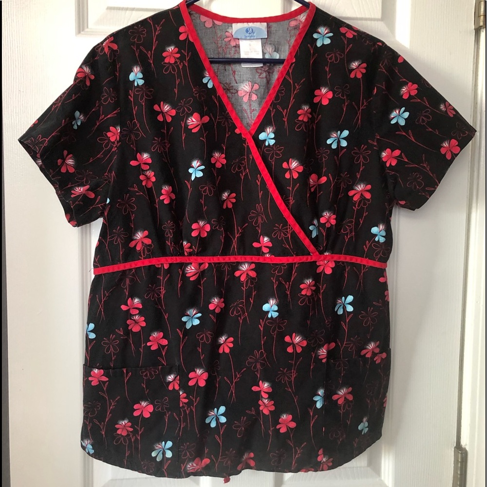 Women’s Scrub Top
